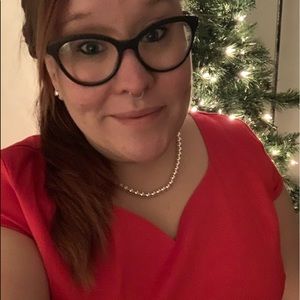 Meet your Posher, Daphne